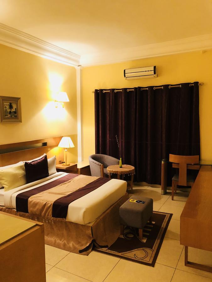 Hotel Riviera Brazzaville Exteriér fotografie